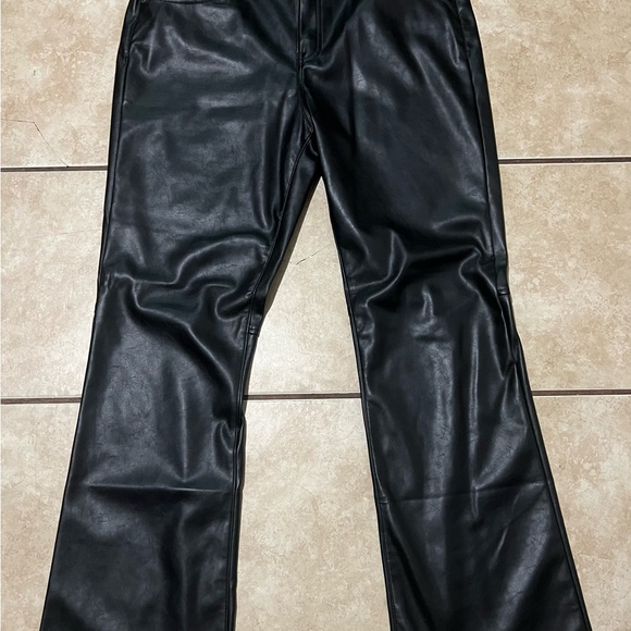 Gap Mid Rise Vegan Leather Baby Boot Pants 31/12S - Picture 2 of 9
